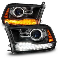 DODGE RAM 1500 09-18 / 2500/3500 10-18 PROJECTOR HEADLIGHTS MATTE BLACK CLEAR LENS W/ SEQUENTIAL SIGNAL (FOR ALL MODELS)
