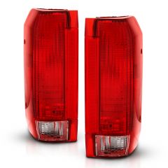 FORD BRONCO 92-96 F-150/F-250 92-97 TAIL LIGHTS CHROME RED/CLEAR LENS (OE TYPE REPLACEMENT)