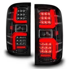 CHEVY SILVERADO 1500 14-18 / 2500/3500 15-19 LED TAIL LIGHTS BLACK HOUSING CLEAR LENS W/ SEQUENTIAL